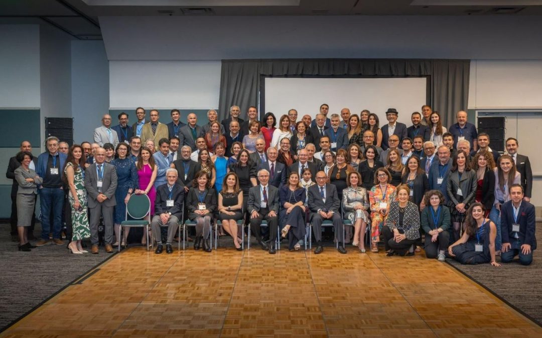 عکس دسته‌جمعی از مهمانان حاضر …